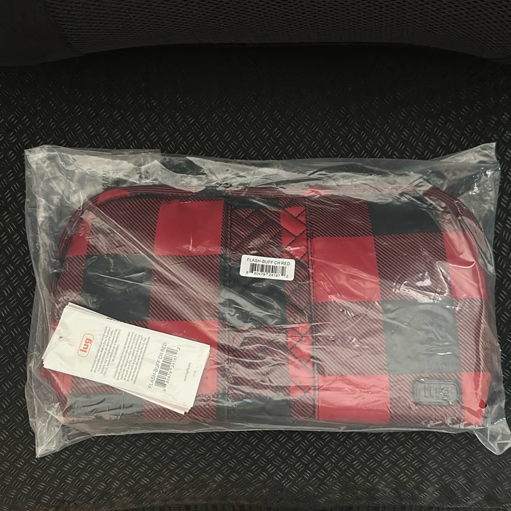 NEW with tags lug Flash Cosmetic Case in buffalo check red. NWT